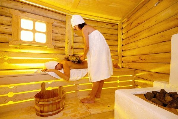 
Интерьеры бани внутри		