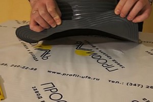 Монтаж дымохода из сэндвич труб через крышу: пошаговая инструкция