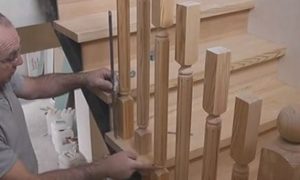 Установка балясин на деревянную лестницу своими руками: пошаговая инструкция Установка балясин на деревянную лестницу своими руками: пошаговая инструкция