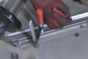 Самодельные станки и приспособления для домашней мастерской: изготавливаем своими руками Самодельные станки и приспособления для домашней мастерской: изготавливаем своими руками