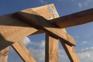 Установка стропил двухскатной крыши своими руками: пошаговая инструкция Установка стропил двухскатной крыши своими руками: пошаговая инструкция