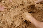 Эффективно утепляем холодную крышу: выбор материалов и правильная инструкция