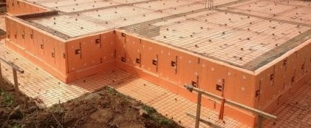 
Крепление пеноплекса к бетонной стене		