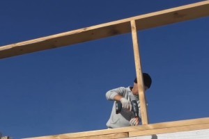 Установка стропил двухскатной крыши своими руками: пошаговая инструкция Установка стропил двухскатной крыши своими руками: пошаговая инструкция