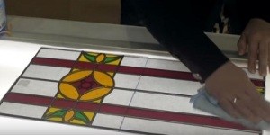Витраж на стекле своими руками: пошаговые инструкции Витраж на стекле своими руками: пошаговые инструкции