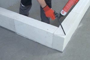 Клей пена для газобетонных блоков Клей пена для газобетонных блоков