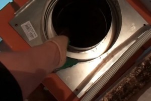 Монтаж дымохода из сэндвич труб через крышу: пошаговая инструкция