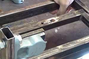Самодельные станки и приспособления для домашней мастерской: изготавливаем своими руками Самодельные станки и приспособления для домашней мастерской: изготавливаем своими руками