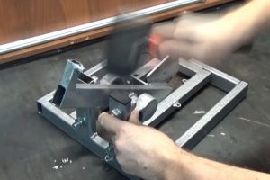 Самодельные станки и приспособления для домашней мастерской: изготавливаем своими руками Самодельные станки и приспособления для домашней мастерской: изготавливаем своими руками