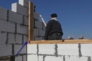 Установка стропил двухскатной крыши своими руками: пошаговая инструкция Установка стропил двухскатной крыши своими руками: пошаговая инструкция