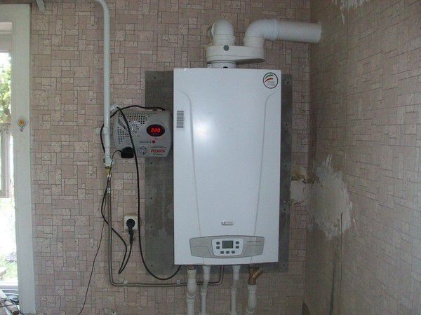 Рейтинг газовых котлов для отопления частного дома: разновидности, технические характеристики, цены Рейтинг газовых котлов для отопления частного дома: разновидности, технические характеристики, цены
