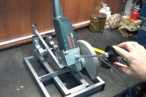 Самодельные станки и приспособления для домашней мастерской: изготавливаем своими руками Самодельные станки и приспособления для домашней мастерской: изготавливаем своими руками