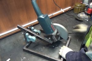 Самодельные станки и приспособления для домашней мастерской: изготавливаем своими руками Самодельные станки и приспособления для домашней мастерской: изготавливаем своими руками