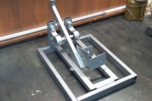 Самодельные станки и приспособления для домашней мастерской: изготавливаем своими руками Самодельные станки и приспособления для домашней мастерской: изготавливаем своими руками