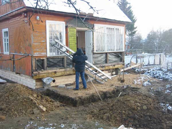 Веранда своими руками: пошаговые инструкции Веранда своими руками: пошаговые инструкции