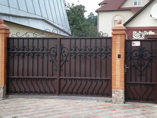 Как сделать ворота своими руками: изготавливаем откатную модель с помощью рельсового механизма Как сделать ворота своими руками: изготавливаем откатную модель с помощью рельсового механизма