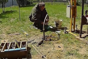 Бурение скважины своими руками: выбор лучшего оборудования Бурение скважины своими руками: выбор лучшего оборудования