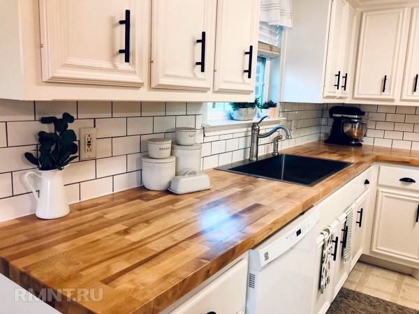 Кухонный фартук для деревянной столешницы: фотопримеры Кухонный фартук для деревянной столешницы: фотопримеры